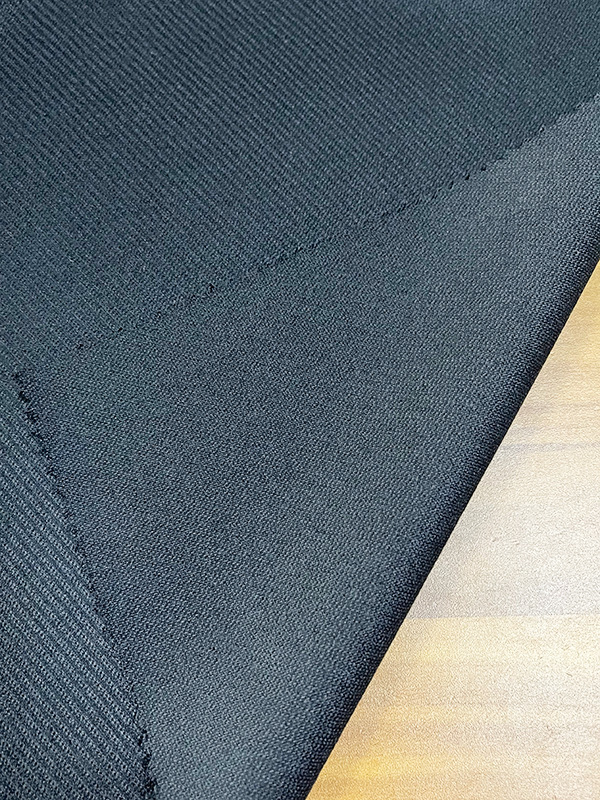 WOOL LIKE WOVEN AH-41604 70%P+25%V+5%WHa la trama degli indumenti in pura lana